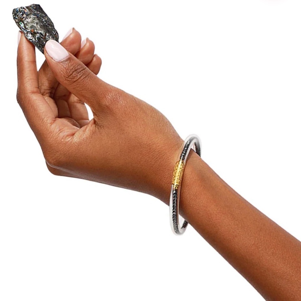 Budha Girl Medium Hermalite LUXE 19.7cts Bangle Bracelet Silver Metal Clear NEW - Picture 2 of 12